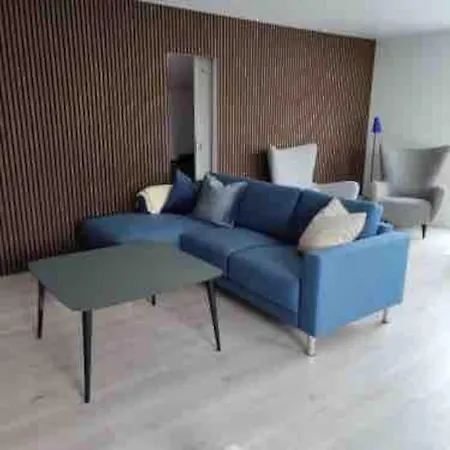 Flot Renoveret Sommerhus, Taet Pa Vandet Holiday home