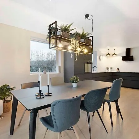 Holiday home Flot Renoveret Sommerhus, Taet Pa Vandet Frorup